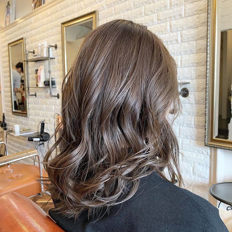 シャンパングレー